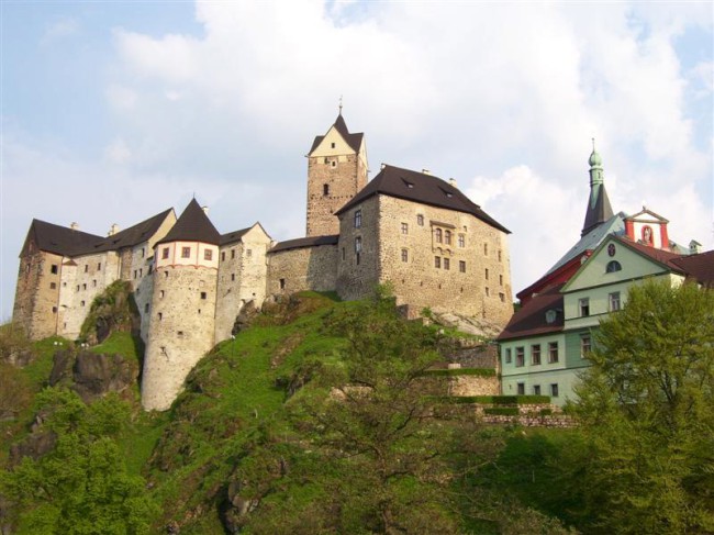 Cyklo podél řeky Ohře, Svatošských skal na hrad Loket, Slavkovský les