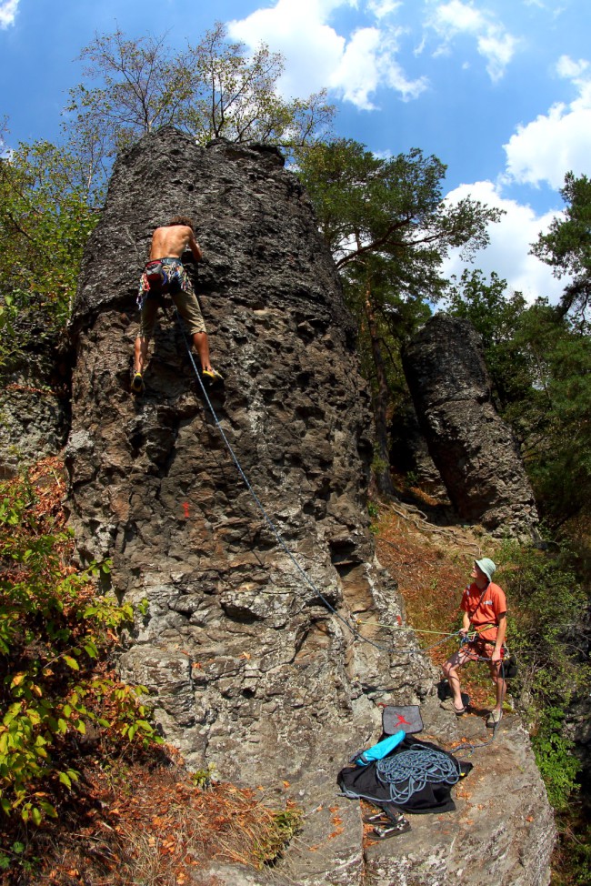 Lezení na skalách Kozelka, přírodní rezervace 