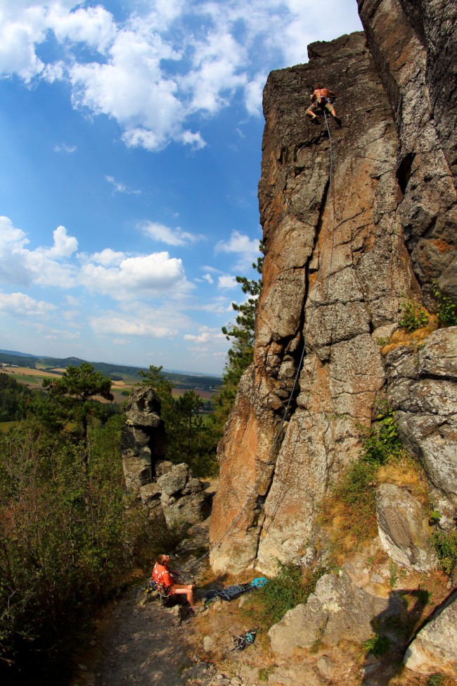 Lezení na skalách Kozelka, přírodní rezervace 