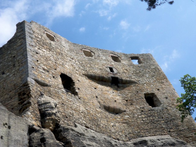 Zřícenina středověkého hradu Valečov, skalní město, Boseň, Český ráj