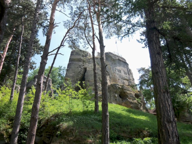 Zřícenina středověkého hradu Valečov, skalní město, Boseň, Český ráj