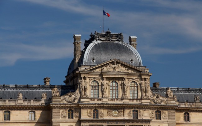 Muzeum Louvre, Tuilerijské zahrady, Paříž, Francie