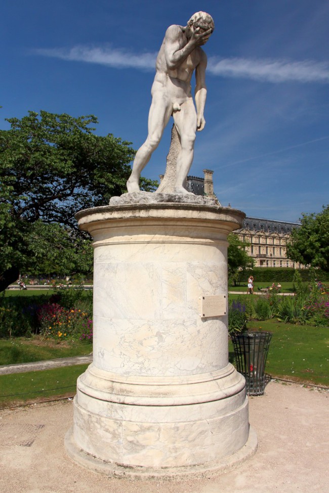 Muzeum Louvre, Tuilerijské zahrady, Paříž, Francie