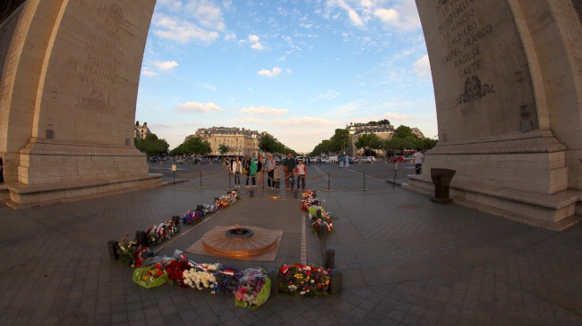 Vítězný oblouk, Avenue des Champs-Élysées, Paříž, Francie