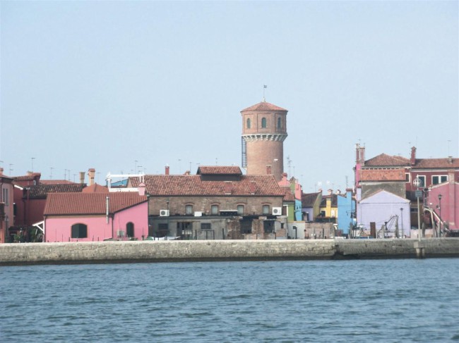 Výlet na ostrov Burano v Benátské laguně, Severní Itálie, Benátsko 