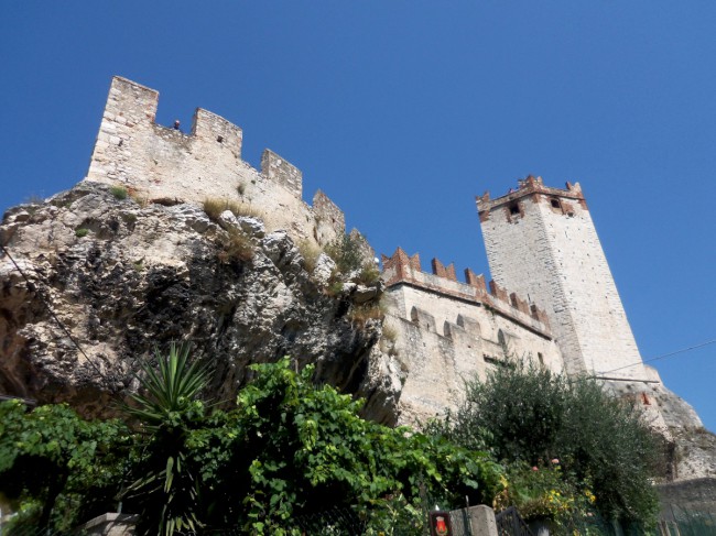 Malcesine, Castello Scaligero, jezero Lago di Garda, Severní Itálie