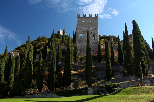 Hrad Arco, Castello di Arco, Italie, Trentino, Jižní Tyrolsko