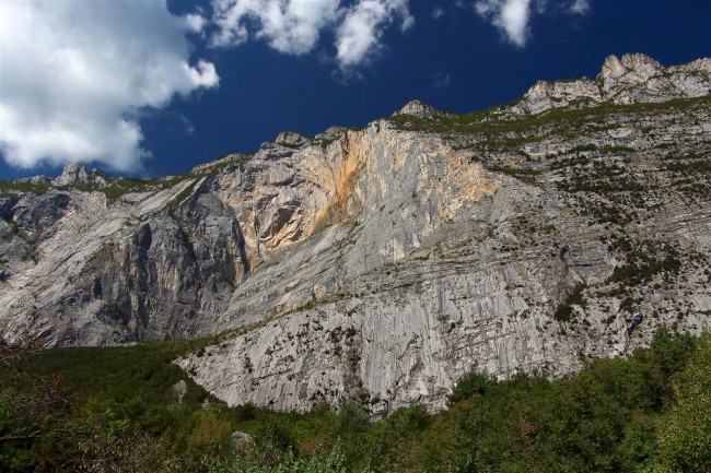 Lezení v lezecké oblasti Parete zebrata, Pietramurata, Jižní Tyrolsko, Itálie