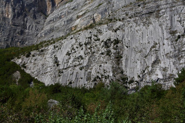 Lezení v lezecké oblasti Parete zebrata, Pietramurata, Jižní Tyrolsko, Itálie