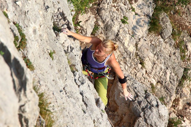 Lezení v lezecké oblasti Nago, Italie, Trentino, Jižní Tyrolsko