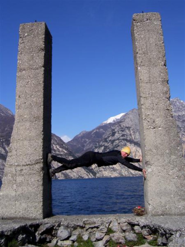 Jezero Lago di Garda, Itálie, Dolomity, Brenta