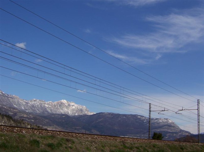 Lezení na skalách v oblasti Rovereto, Crosano, Itálie, Dolomity, Brenta