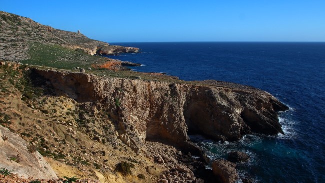 Lezení v oblasti Għar Lapsi, ostrov Malta