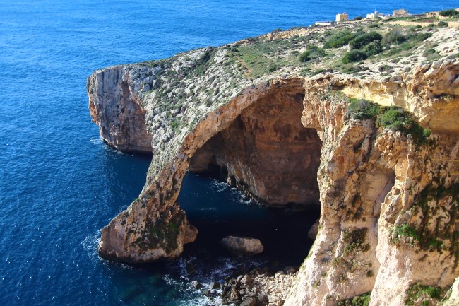 Red Wall lezecká oblast, ostrov Malta