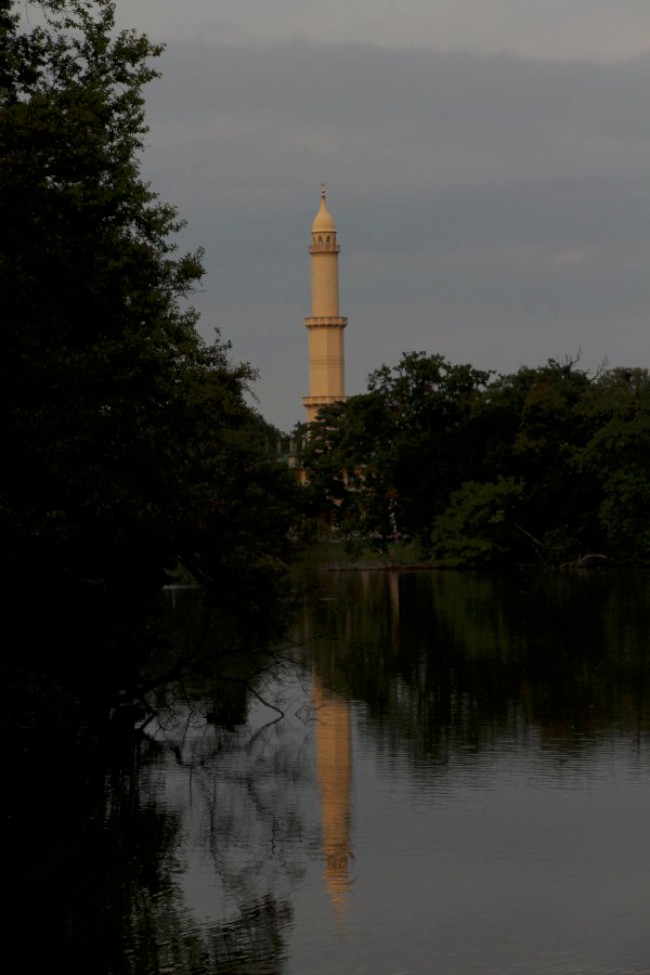 Zámek Lednice, zámecky park, Minaret, rozhledna, Pálava, Jižní Morava