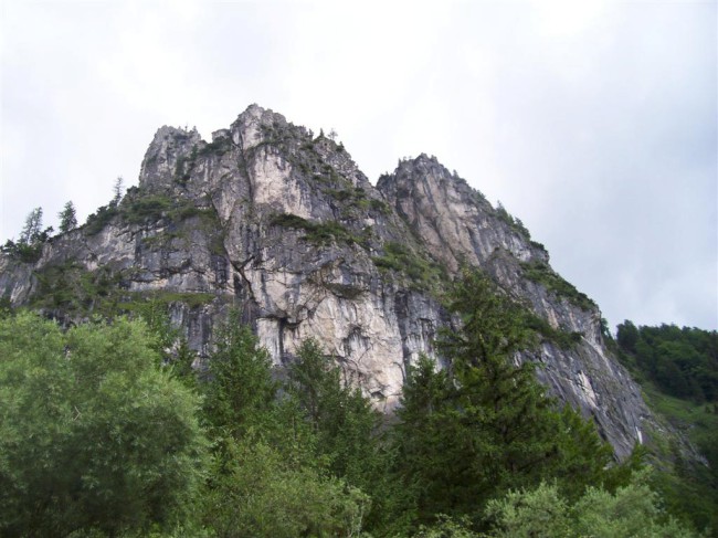 Lezení vícedélkových cest v oblasti Kampermauer, Rakousko