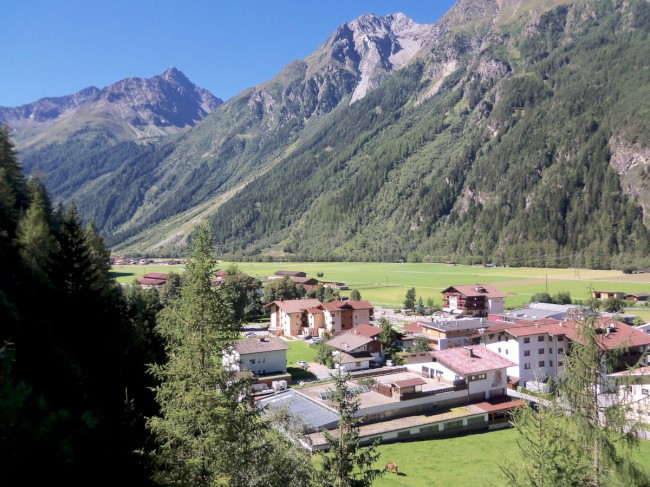 Klettersteig Reinhard Schiestl, sestup, Zajištěné cesty Längenfeld, Öetztálské Alpy, Tyrolsko, Rakousko