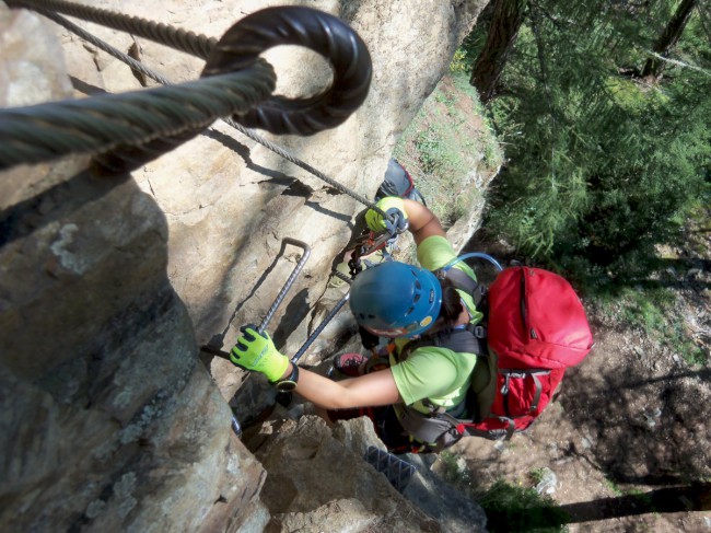 Klettersteig Lehner Wasserfall, Zajištěné cesty Längenfeld, Öetztálské Alpy, Tyrolsko, Rakousko