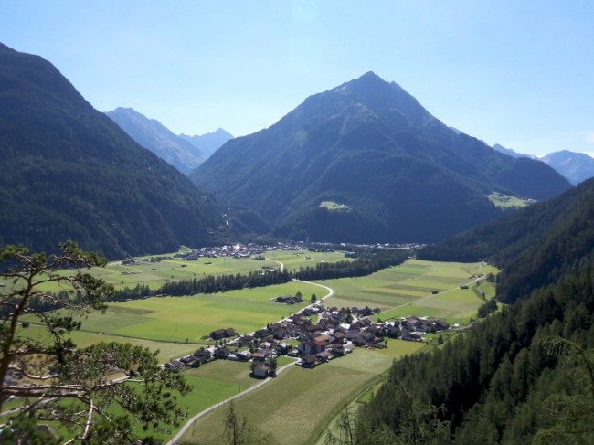 Klettersteig Lehner Wasserfall, Zajištěné cesty Längenfeld, Öetztálské Alpy, Tyrolsko, Rakousko