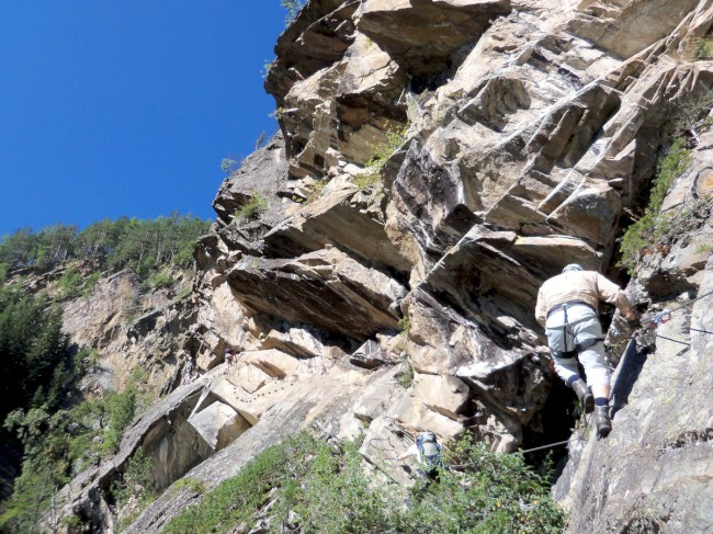 Klettersteig Lehner Wasserfall, Zajištěné cesty Längenfeld, Öetztálské Alpy, Tyrolsko, Rakousko