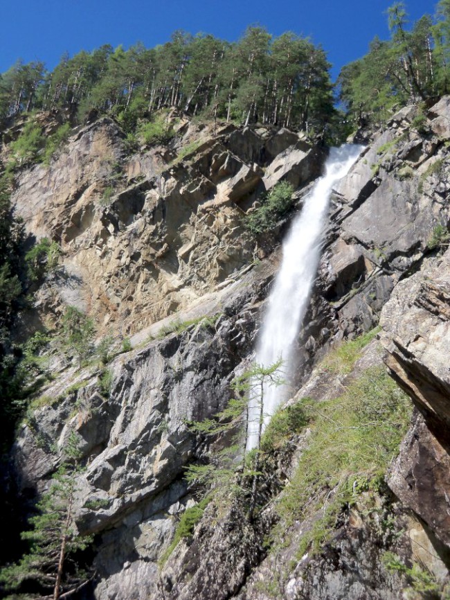 Klettersteig Lehner Wasserfall, Zajištěné cesty Längenfeld, Öetztálské Alpy, Tyrolsko, Rakousko