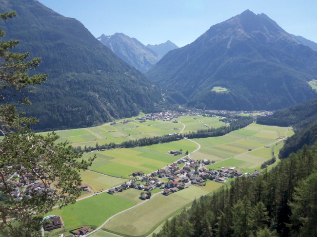 Klettersteig Lehner Wasserfall, Zajištěné cesty Längenfeld, Öetztálské Alpy, Tyrolsko, Rakousko