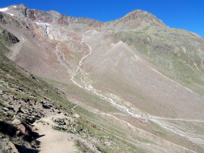 Breslauer hütte, Vratislavská chata, sestup Vent, Wildspitze, Öetztálské Alpy, Tyrolsko, Rakousko