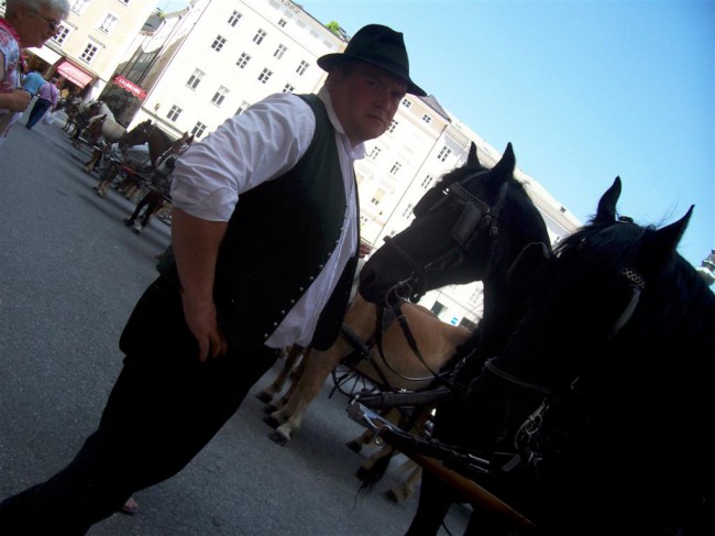 Návštěva města a hradu Salzburg, Berchtesgadenské Alpy, Rakousko