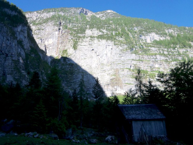 Hallstatské jezero, nástup na Seewand klettersteig, Rakousko, Solná komora, Dachstein, Alpy