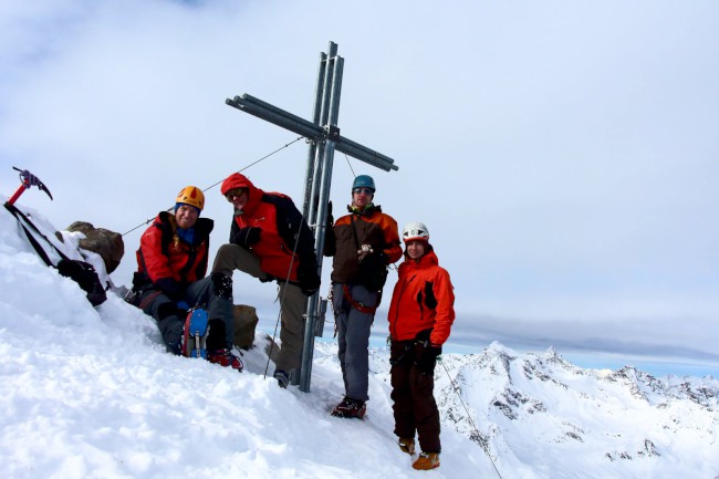 Vrchol Längentaler Weißer Kogel 3218m, Stubaiské Alpy, Rakoukso