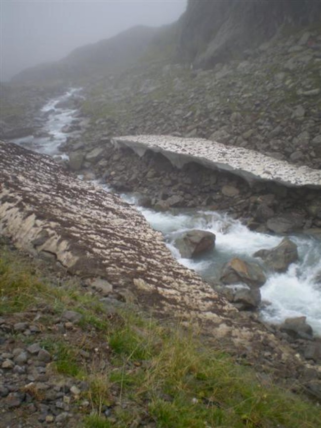 Výstup k chatě Amberger hütte (2135 m), Stubaiské Alpy, Tyrolsko, Rakousko
