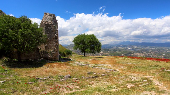 Akrokorinth, pevnost, středověký hrad, Peloponés, Řecko