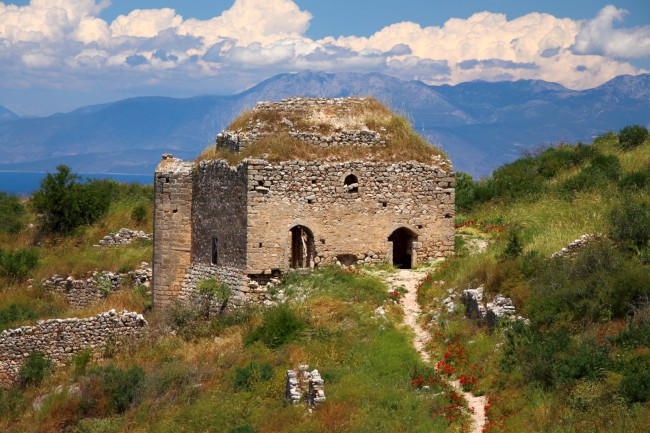 Akrokorinth, pevnost, středověký hrad, Peloponés, Řecko