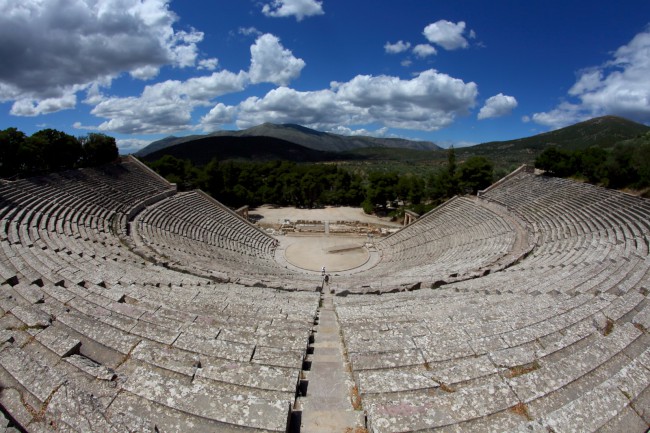 Antické divadlo Epidaurus, Peloponés, Řecko