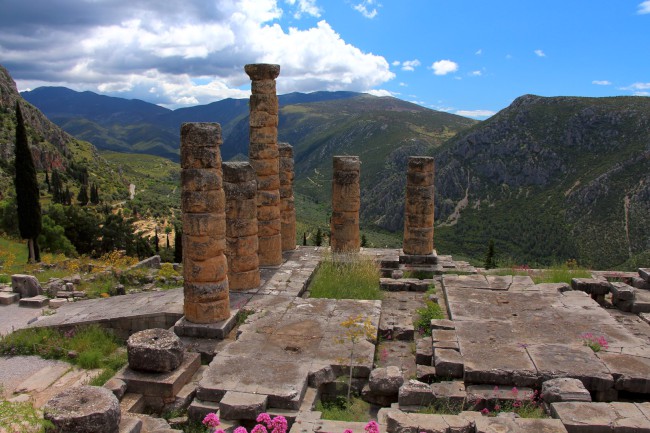 Apollonův chrám, archeologické naleziště, Delfy, Střední Řecko