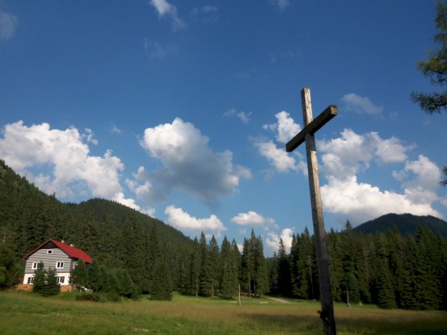 Zverovka, partizánská nemocnice pod Salatínom, Roháče, Západní Tatry, Slovensko