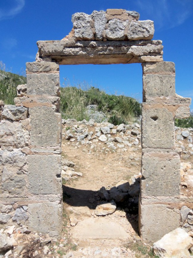 Strážní věž Talaia d'Albercuix, Cap de Formentor, Port Pollenca, Mallorca, Baleárské ostrovy, Španělsko