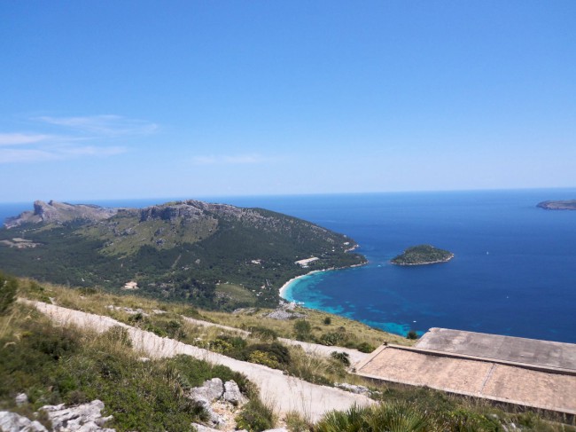 Strážní věž Talaia d'Albercuix, Cap de Formentor, Port Pollenca, Mallorca, Baleárské ostrovy, Španělsko