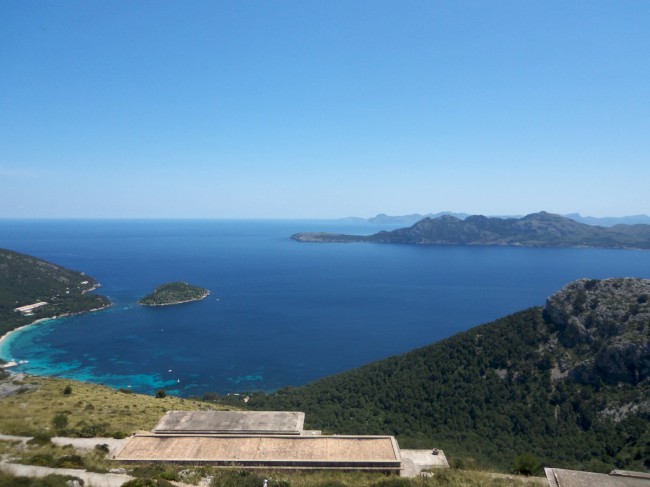 Strážní věž Talaia d'Albercuix, Cap de Formentor, Port Pollenca, Mallorca, Baleárské ostrovy, Španělsko