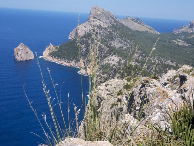 Strážní věž Talaia d'Albercuix, Cap de Formentor, Port Pollenca, Mallorca, Baleárské ostrovy, Španělsko