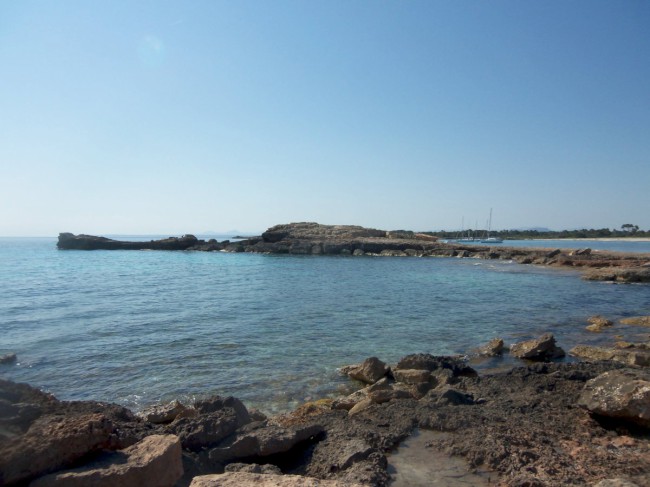 Pláž Platja des Cargol, Cal Salines, jižní pobřeží, Mallorca, Baleárské ostrovy, Španělsko