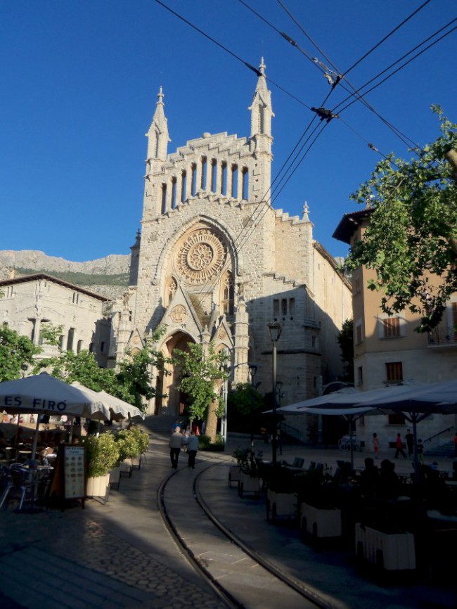 Město Sollér, pohoří Serra de Tramuntana, Mallorca, Baleárské ostrovy, Španělsko