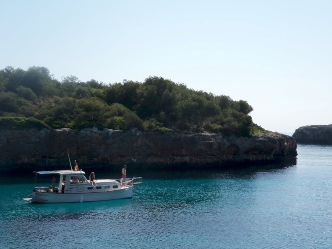 Pláž Cala sa Nau, Santanyí, Mallorca, Baleárské ostrovy, Španělsko