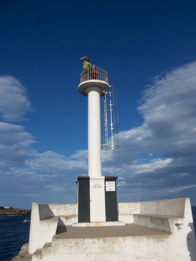 Přístav Porto Petro, maják, pobřeží Středozemního moře, Mallorca, Baleárské ostrovy, Španělsko