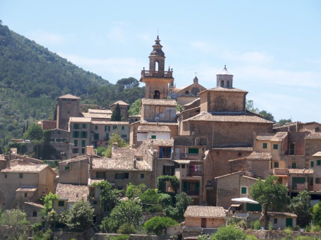 Valldemossa, pohoří Serra de Tramuntana, Mallorca, Baleárské ostrovy, Španělsko