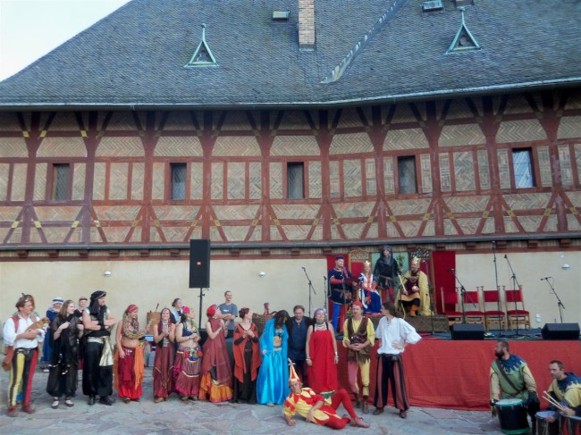 Vinobraní na středověkém hradu Karlštejn, Budňany, Srbsko u Karlštejna, Karlštejn