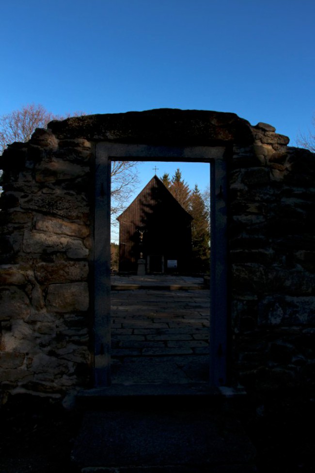 Stará Hůrka, kaple a kostel svatého Kříže, Šumava, Západní čechy