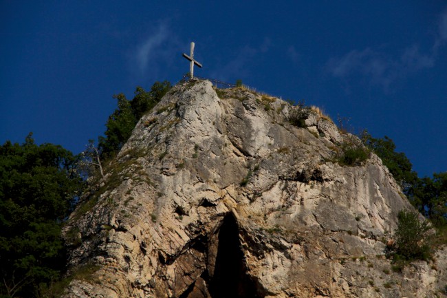 Svatý Jan pod Skalou, Svatojánská skála, Český kras