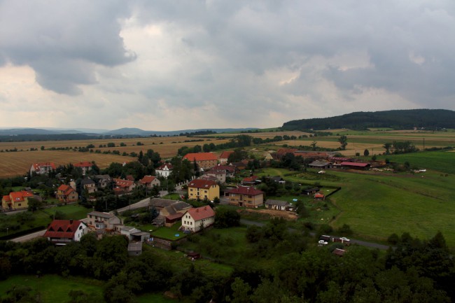 Žebrák, zřícenina gotického hradu, obec Točník