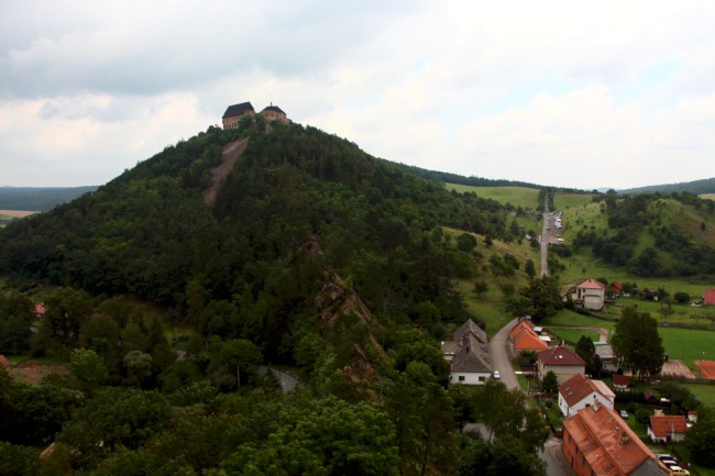 Žebrák, zřícenina gotického hradu, obec Točník